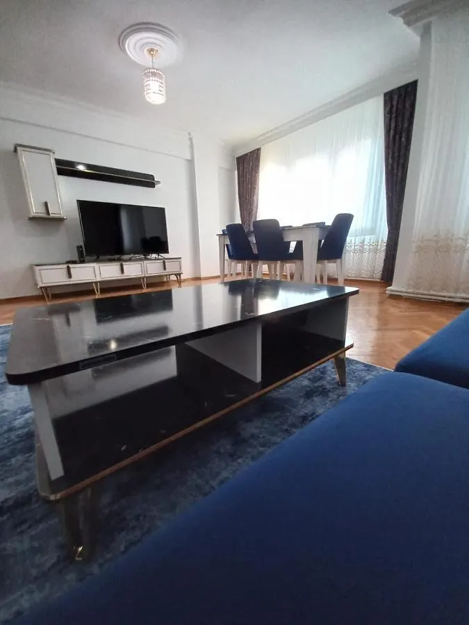 Appartement 2 Eme Etage Ortakoey No 4 Istanbul Apartment
