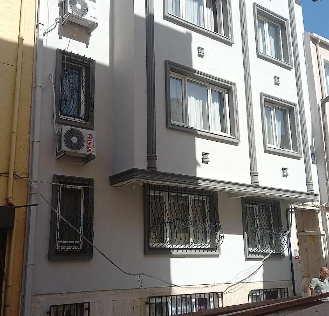 Appartement 2 Eme Etage Ortakoey No 4 Istanbul Turkey